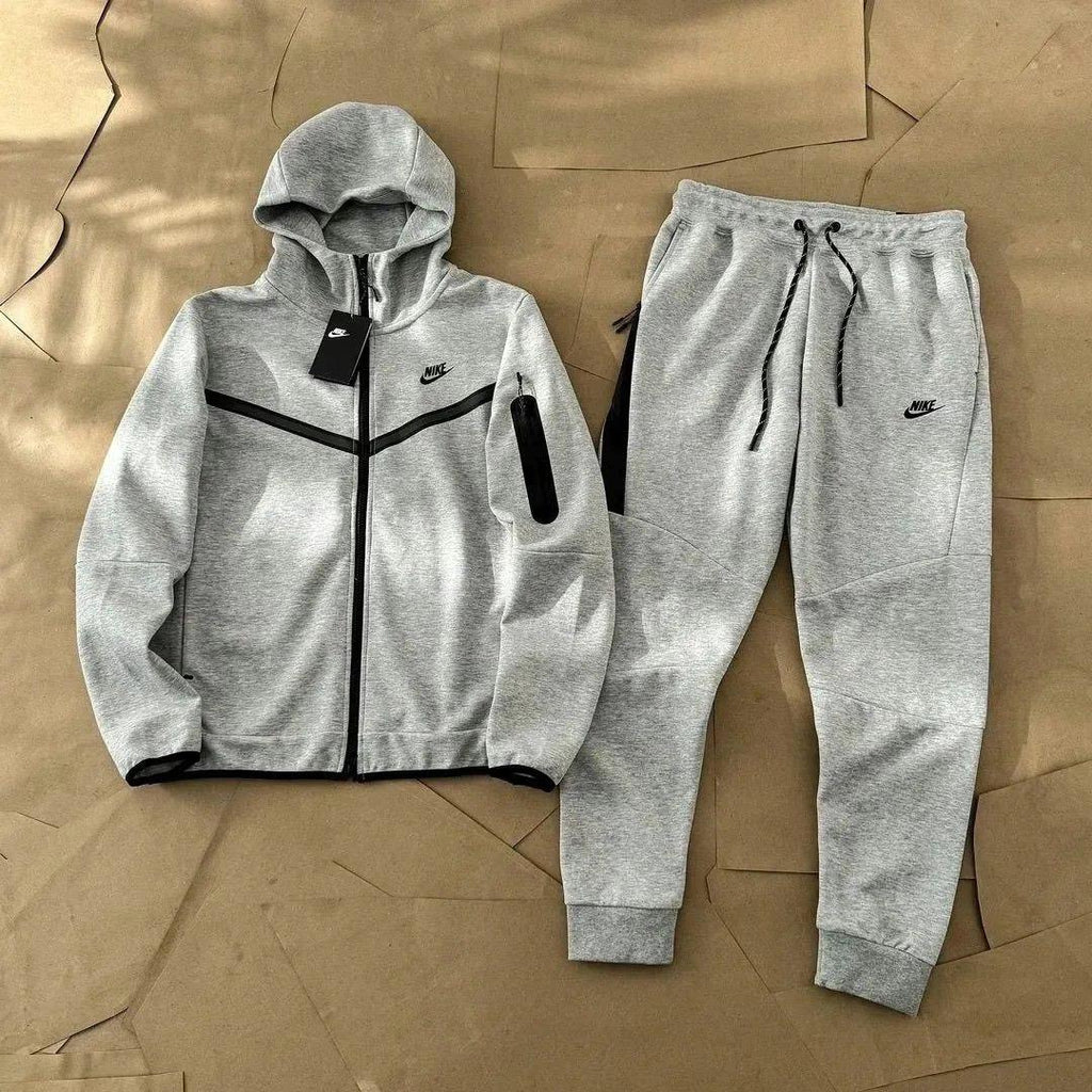 Men’s Tech set